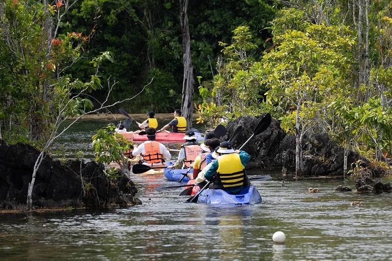 ผู้ว่า ททท. เผย Jurassic มาแรง เร่งส่งเสริมไทยเป็น Year Round Destination ในธีม “Active holidays in Thailand ตามรอย Jurassic World” จ. กระบี่